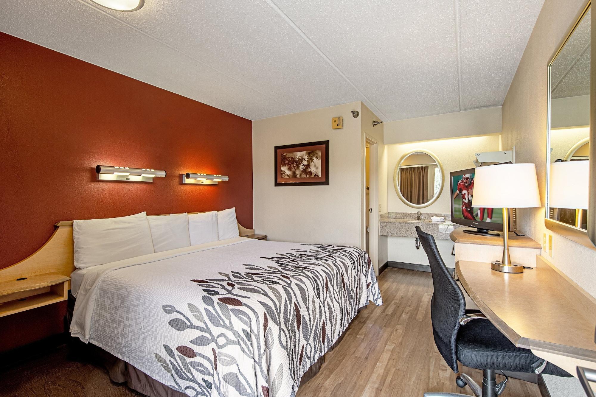 Red Roof Inn Florence - Civic Center Экстерьер фото