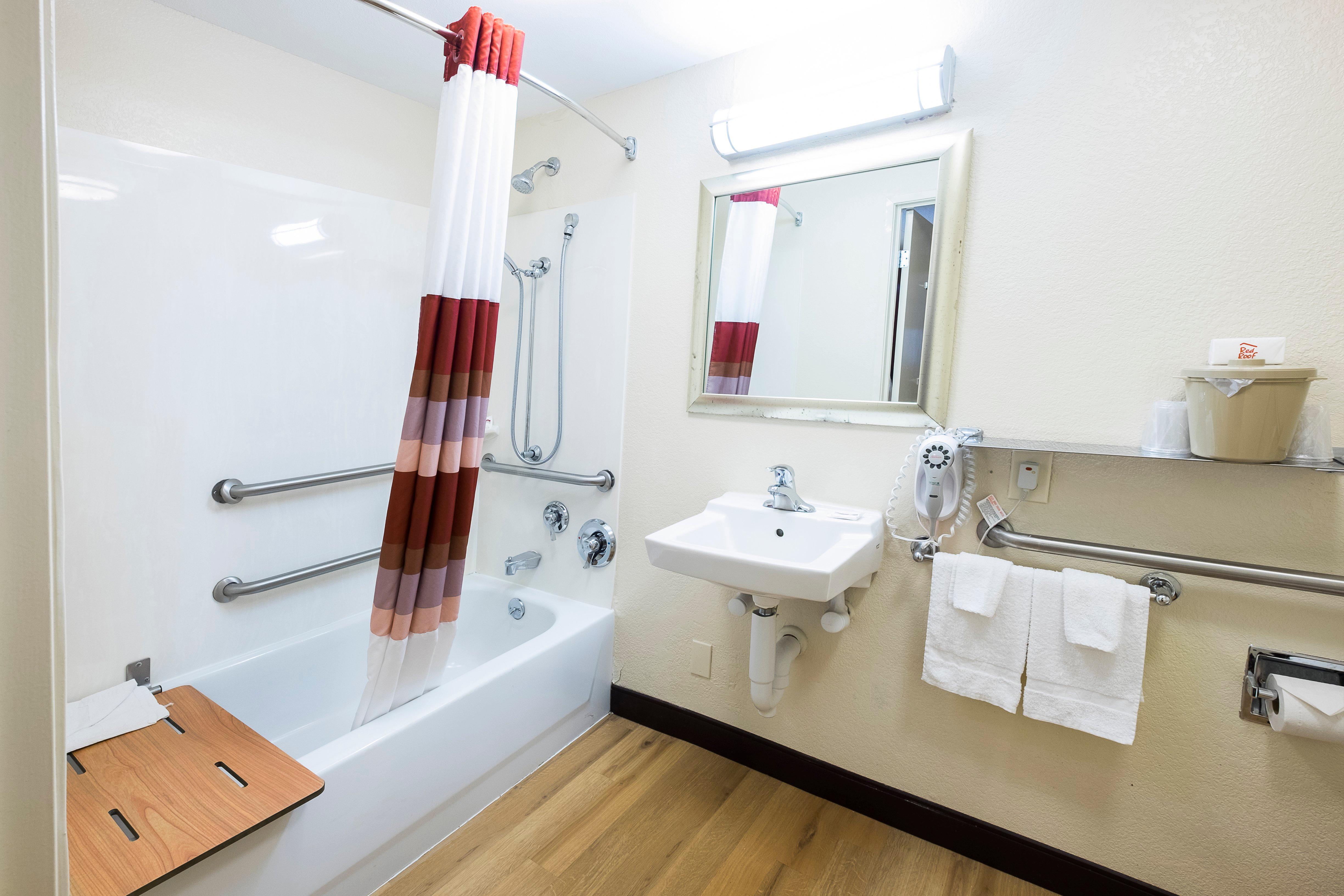 Red Roof Inn Florence - Civic Center Экстерьер фото