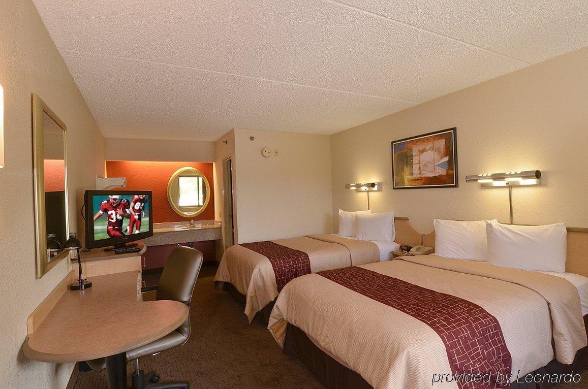Red Roof Inn Florence - Civic Center Экстерьер фото
