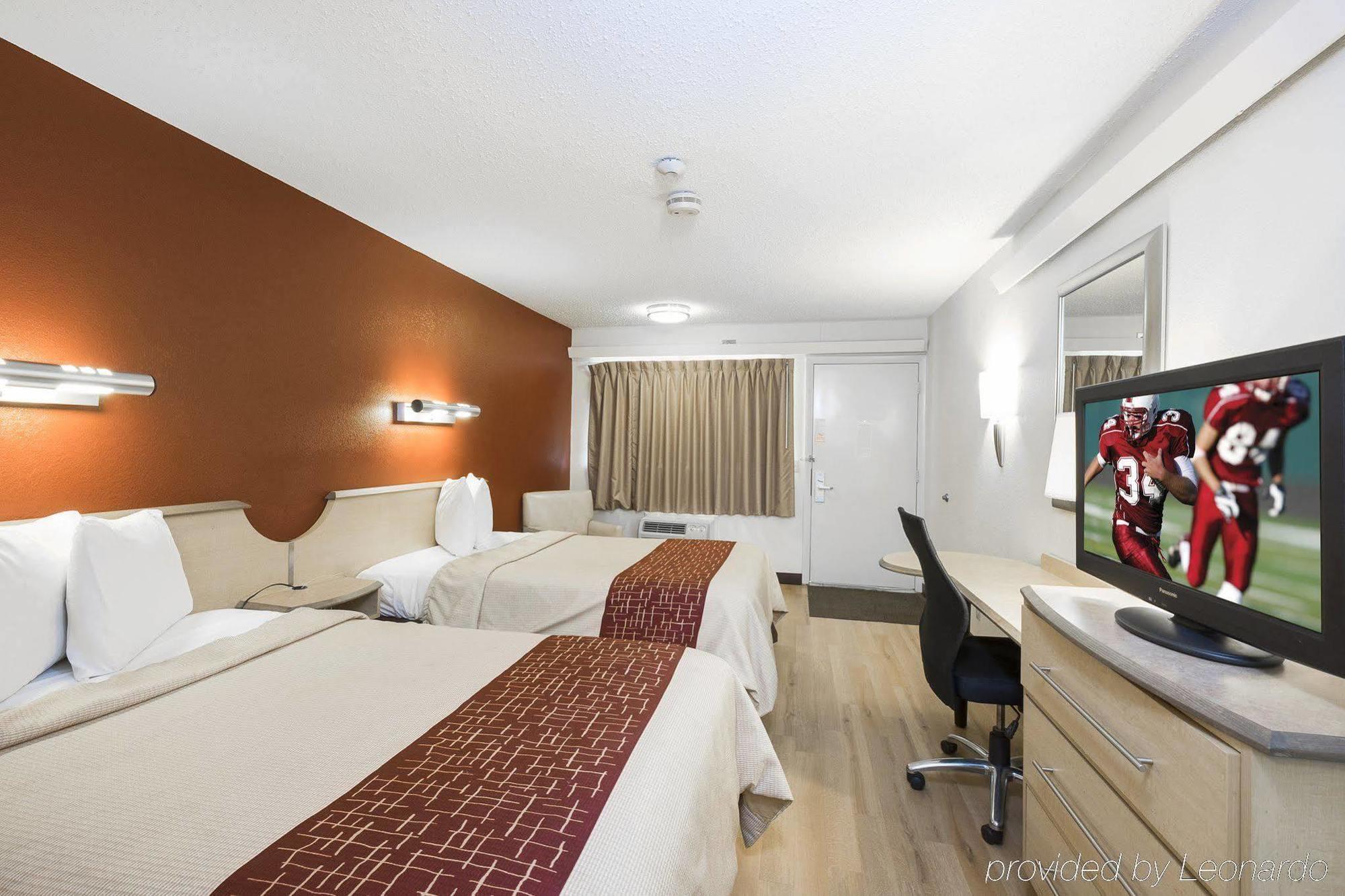 Red Roof Inn Florence - Civic Center Экстерьер фото