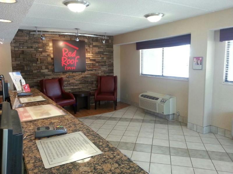 Red Roof Inn Florence - Civic Center Экстерьер фото